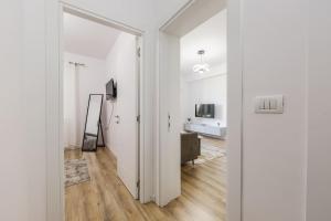 Central Tirana 1BR Apartment Near Main Square by PikHost