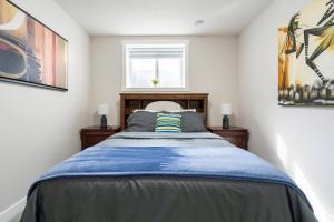Plush Suite Pet Friendly 326 Mbps Wi-Fi