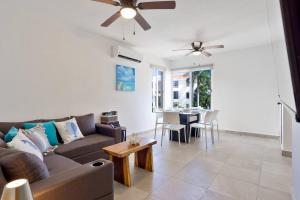 3 Bedroom Condo in the Hotel Zone - fits 6