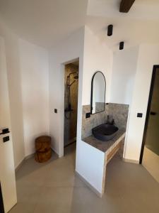 Aiolos Suites