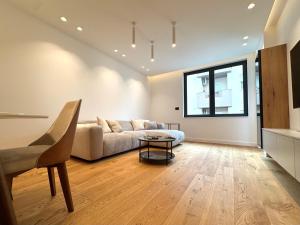 Zemun Residence with Private Pool & Spa