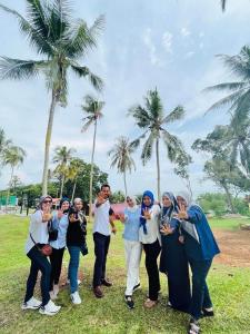 Dshahrul bunglow and chalet by the sea