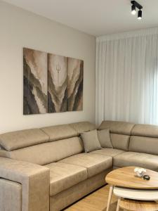 3Triaina Upstairs Apartment