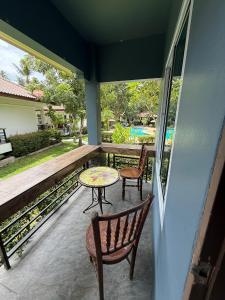 olivia village pool resort