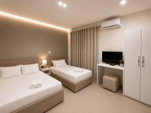 Fiore Rooms 1