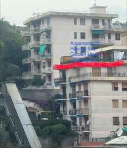Appartamento Rapallo Sky Garden Maria Jose Liguria - Attico vista mare - Terraces - 2 bagni- 2 Camera da Letto - Box, Wi-fi, Idromassaggio Free inteiro Attico per Voi, con Ascensore