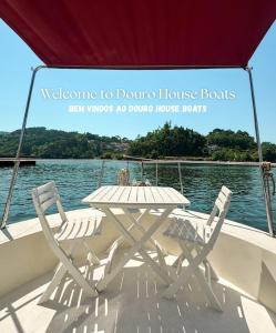 Douro Houseboats