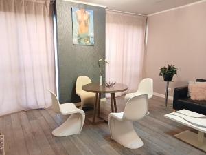 Warsaws MANHATTAN GRAND SUITE