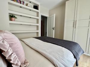 Gdańsk Wrzeszcz Apartament 3-pokojowy z Ogródkiem & Darmowy Parking