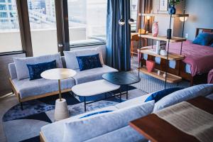 IXB Hinode Waterfront Stay