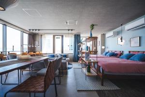 IXB Hinode Waterfront Stay