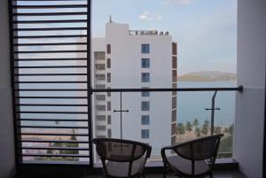 Maple Hotel & Apartment