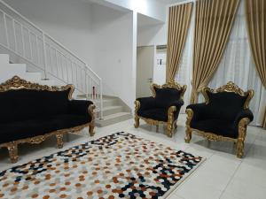 Cahaya 382