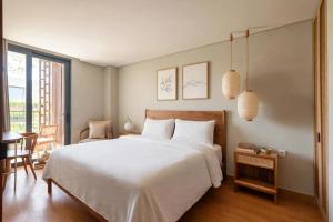 3-Bedroom Garden Suite by Pandawa