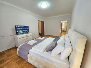 Barokko Terrassa Мережа квартир Alex Apartments у самому Центрі Полтави, Безконтактне заселення 24-7, Електрика, Світло та Опалення цілодобово, Документ?