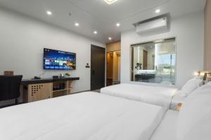 BBQ Hotel Lạng Sơn with Swimming Pool