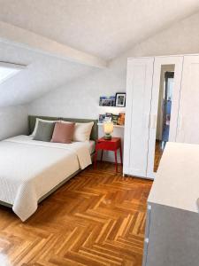 New Stylish Sea View Apartment Milna