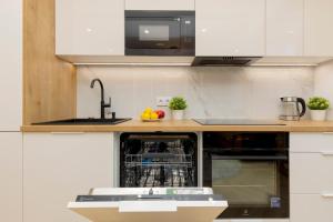 Luxury Apartment Wynalazek in Mokotów by Renters Prestige