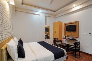 Townhouse OAK Culture Hotel & restaurant