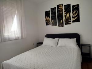 Apartment GaLa with Free Parking Near Old Town Split