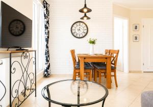 Apartament z 2 sypialniami przy Promenadzie & Parking - Apartment mit 2 Schlafzimmern direkt an der Promenade & Parkplatz
