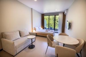 Bamboo Beach Apartments