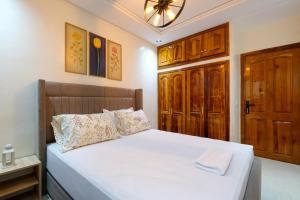Spacious apartment with panoramic views
