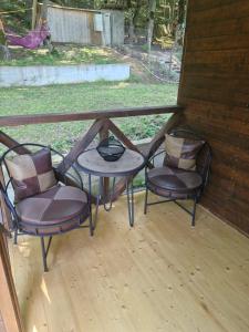 Cottage in Tskhvarichamia forest 2