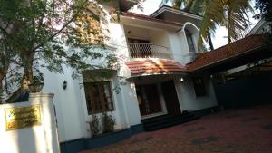 Bougainville Kochi Vazhakkala Kakkanad, Дома для отпуска - Какканад