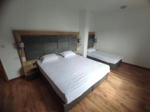Luxury Apartments in MB
