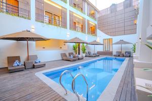 Anandani Suites