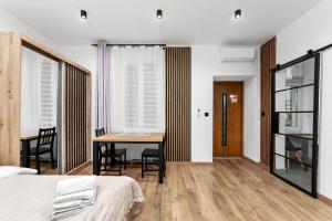 Heart of Cracow Cosy Apartment by BookingHost