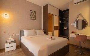 Sunrise Riverside Phu My Hung - Washer & Dryer - Free Pool & Gym
