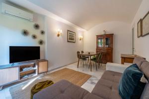 GuestHost - Porta Latina Cozy Apartment