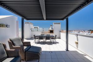 Alvor T2, Vista Rio, Piscina, AC e WiFi - 6 Pessoas