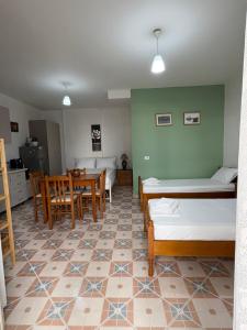 Valis Studio - Lungomare !
