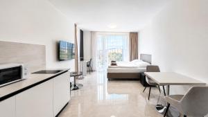 1 room Apartment with AC, Vienna Gate 2