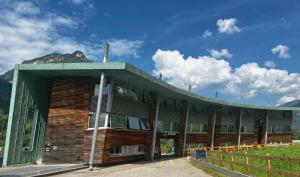 Mountains Hostel - Lago di Tesero