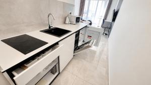 1 room Apartment with AC, Vienna Gate 3