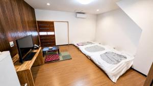 Takamori Guest House