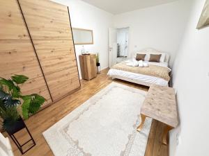 ABC Apartments - FREE PARKING