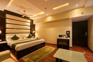 Hotel Geet Deluxe Near Connaught Place and New Delhi Railway Station
