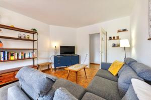 Large Terrace, 2-Bedroom Apartment in Geneva