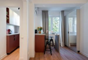 Cozy Urban Studio - Peaceful Stay Near City Center