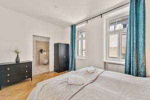 BELLE VIE - 3BR Superior Family-Suite with Terrace - City Centre
