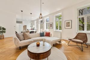 BELLE VIE - 3BR Superior Family-Suite with Terrace - City Centre