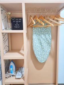 Boho Minimalst 1Br FamilySuite Fame T2 with Netflix