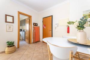 Modern and charming 1-bedroom apartment in Santa Luzia