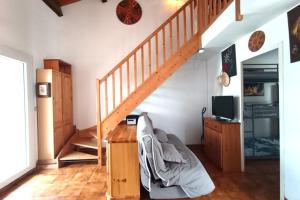 House 2 bedrooms with garden near beach