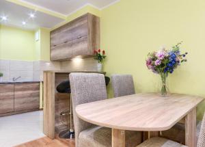 Apartament Santa Barbara by TriApart